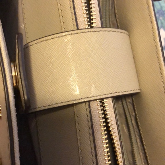 Brand New Michael Kors Saffiano Leather Satchel - Picture 7 of 7